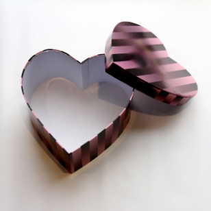 Heart-Shaped Gift Box 5
